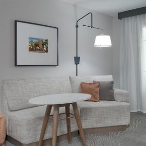 Premium King Room